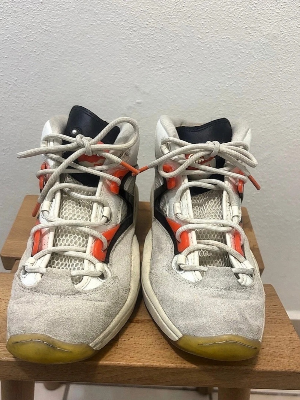 Reebok Pump Omni Zone II "Dee Brown" Athletic Sneakers US 10 White & Orange